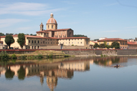Rowing along the Arno River - Damian Kolbay Photography