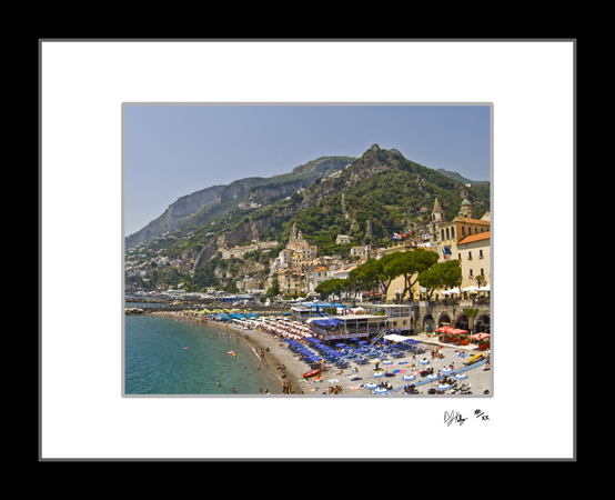 Beach Time - Amalfi, Italy (6653_AmalfiBeach) - Damian Kolbay Photography