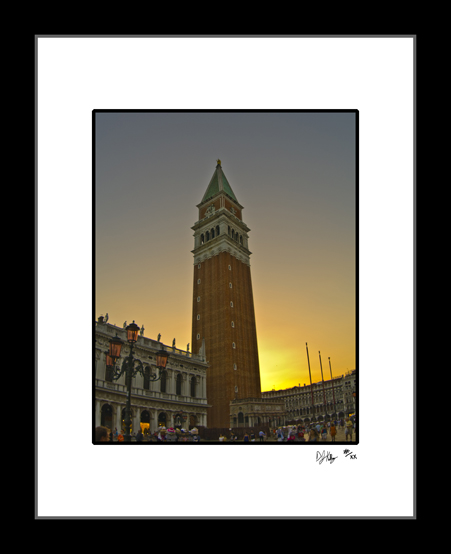 Sunset at Piazza San Marco - Venice, Italy (7396_SanMarcoSunset) - Damian Kolbay Photography