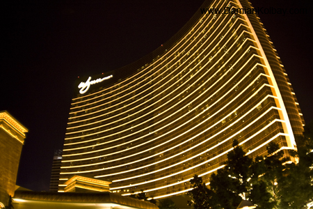 Wynn Hotel and Casino at Night - IMG_3774